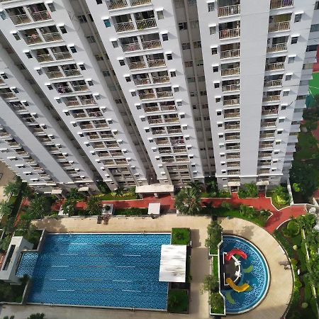 Classy! 2Br Apartment - Modern Comfort In West Jakarta Cbd Extérieur photo