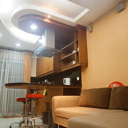 Appartement Classy! 2Br Medit2 & Gm West Jakarta Extérieur photo