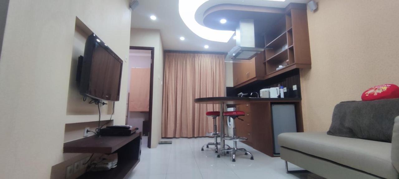 Classy! 2Br Apartment - Modern Comfort In West Jakarta Cbd Extérieur photo